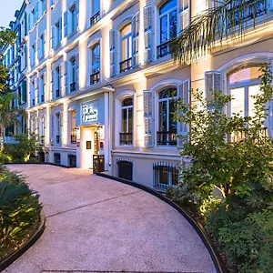 Hotel Apollinaire