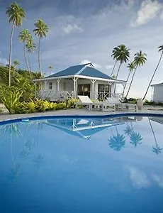 Opoa Beach Hotel